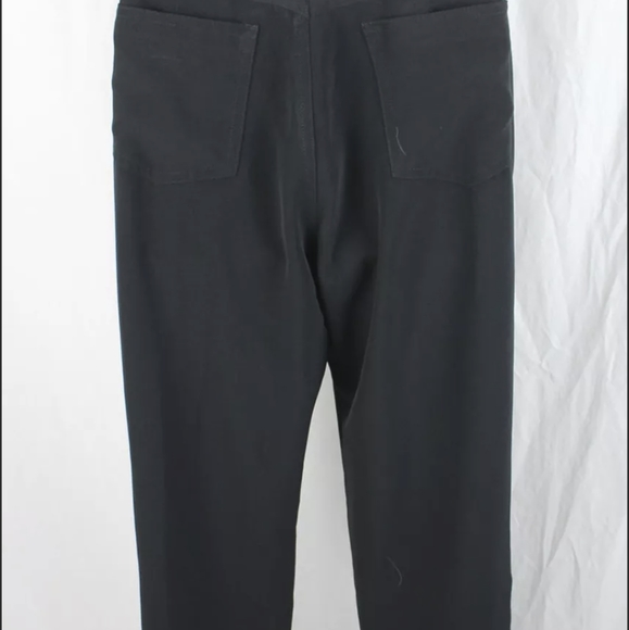 Anges B. - Picture 2 of 3